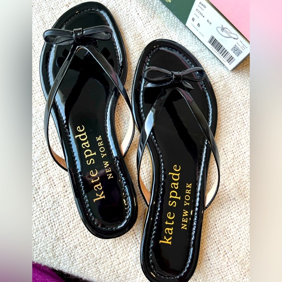 kate spade Shoes - Brand new! Never worn! Jerk of an ex bought them for me. :)